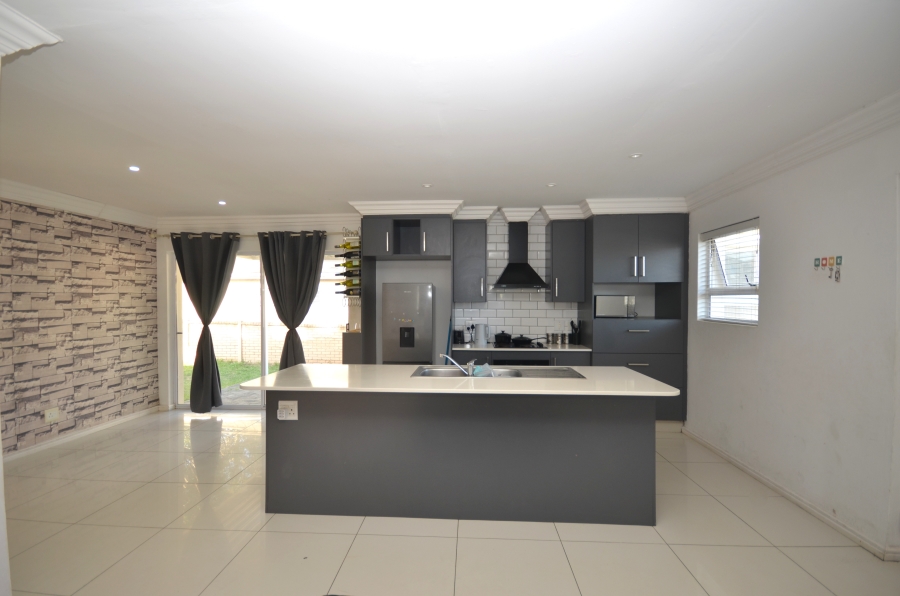 3 Bedroom Property for Sale in Gonubie Eastern Cape